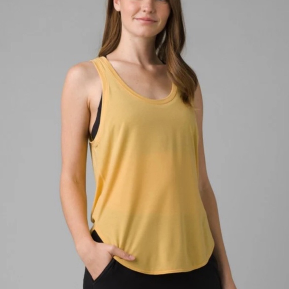 PrAna | Women’s Maize Yellow Tagus Sleevless Tank Top rounded hem back slit Sz S